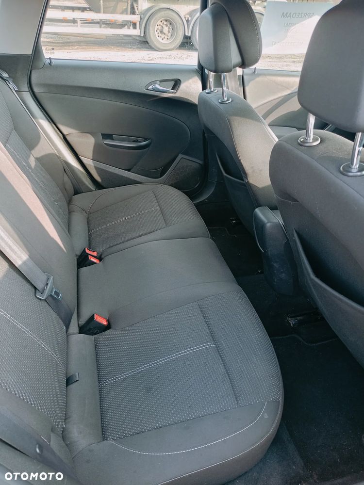 Opel Astra 1.6 CDTI Sport - 10