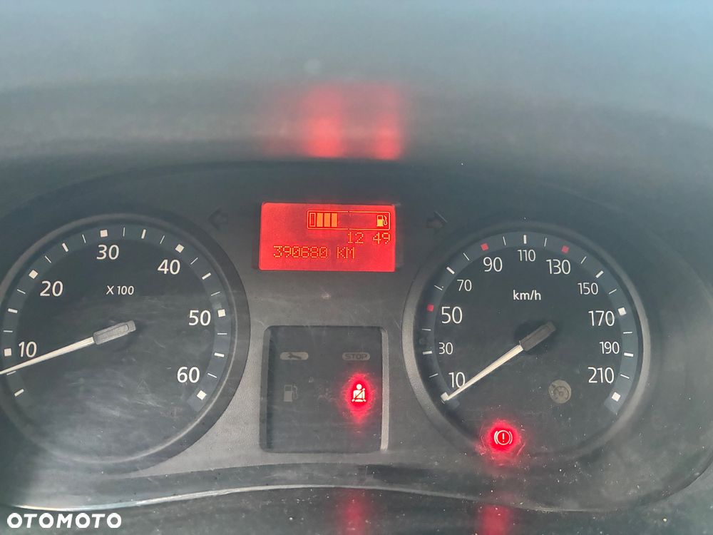Renault Trafic - 12