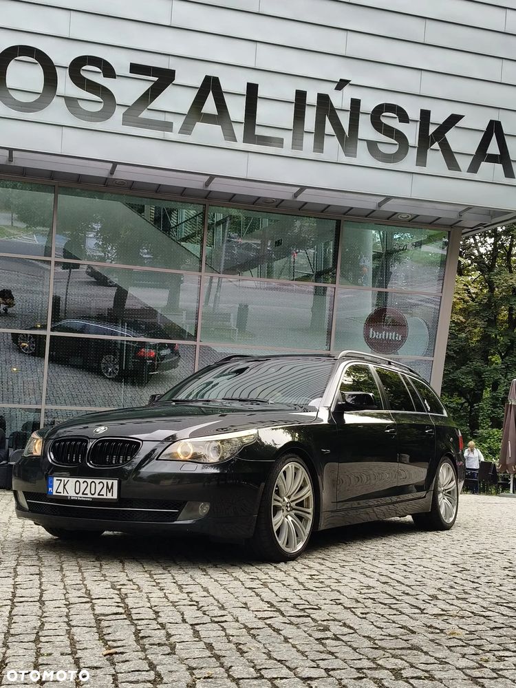 BMW Seria 5 525d - 8