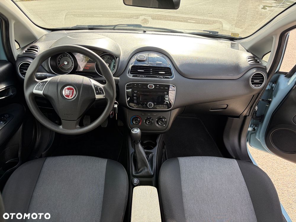 Fiat Punto 2012 1.2 8V Dynamic - 8