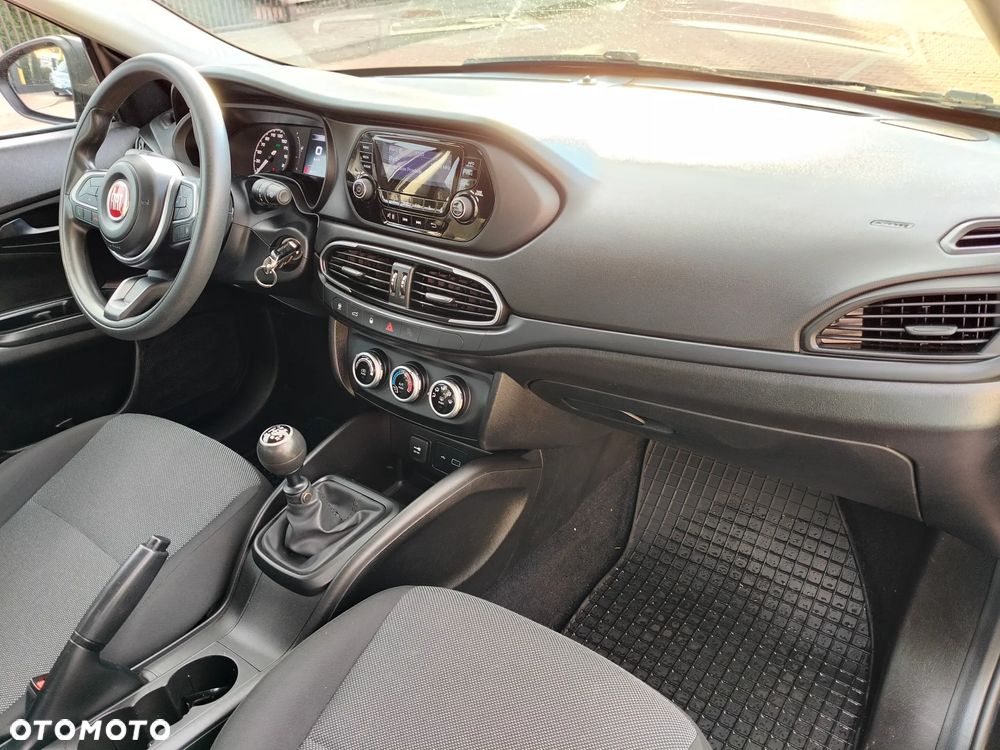 Fiat Tipo 1.4 16V Easy EU6d - 8