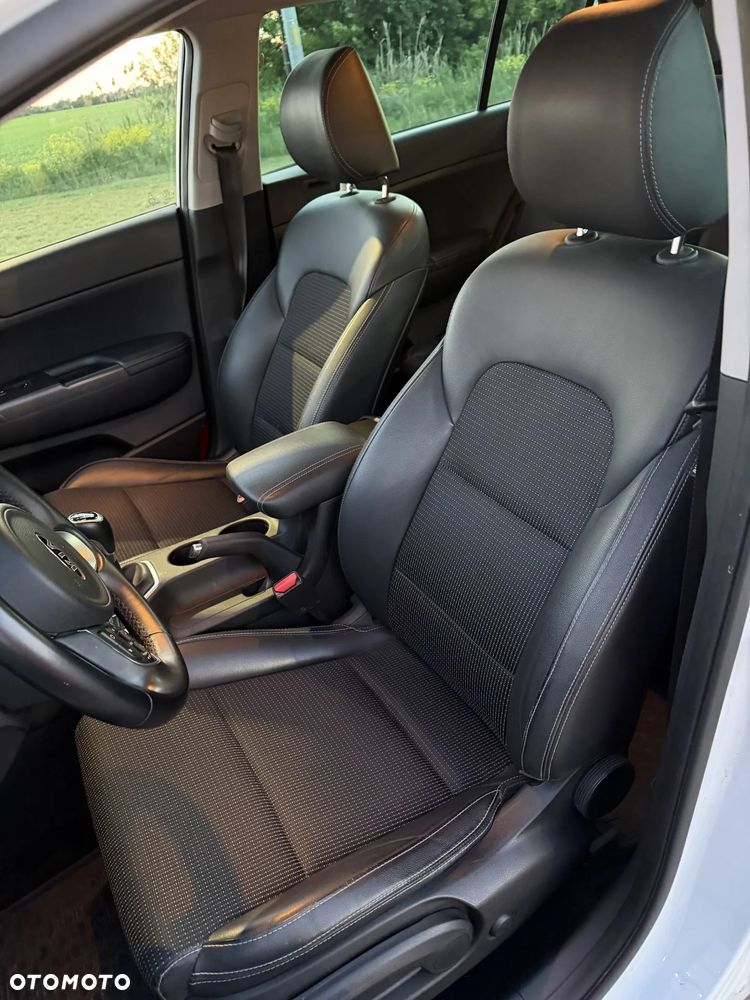 Kia Sportage 1.7 CRDI L 2WD - 9