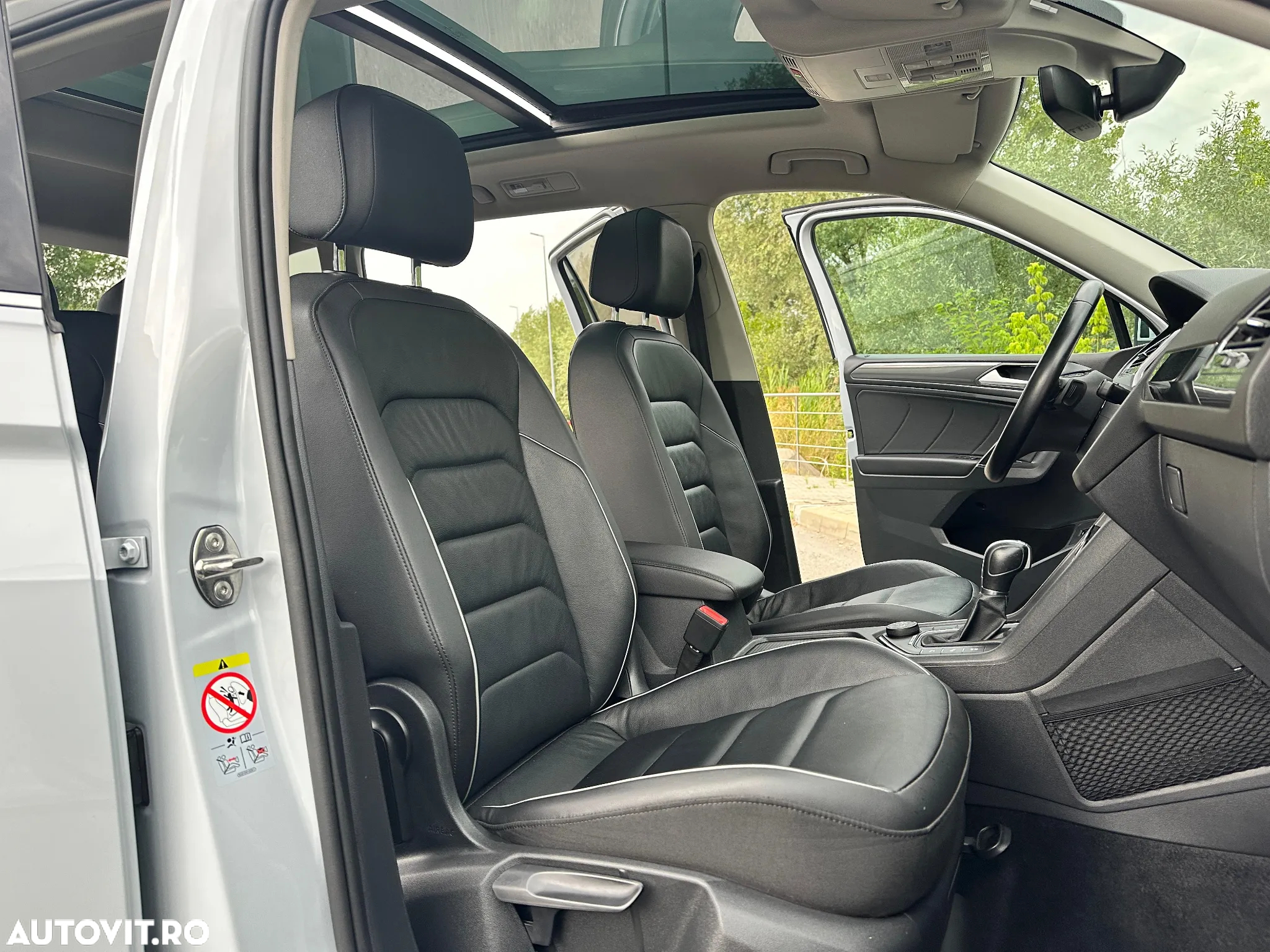 Volkswagen Tiguan Allspace 2.0 TDI 4Mot DSG R-Line - 18