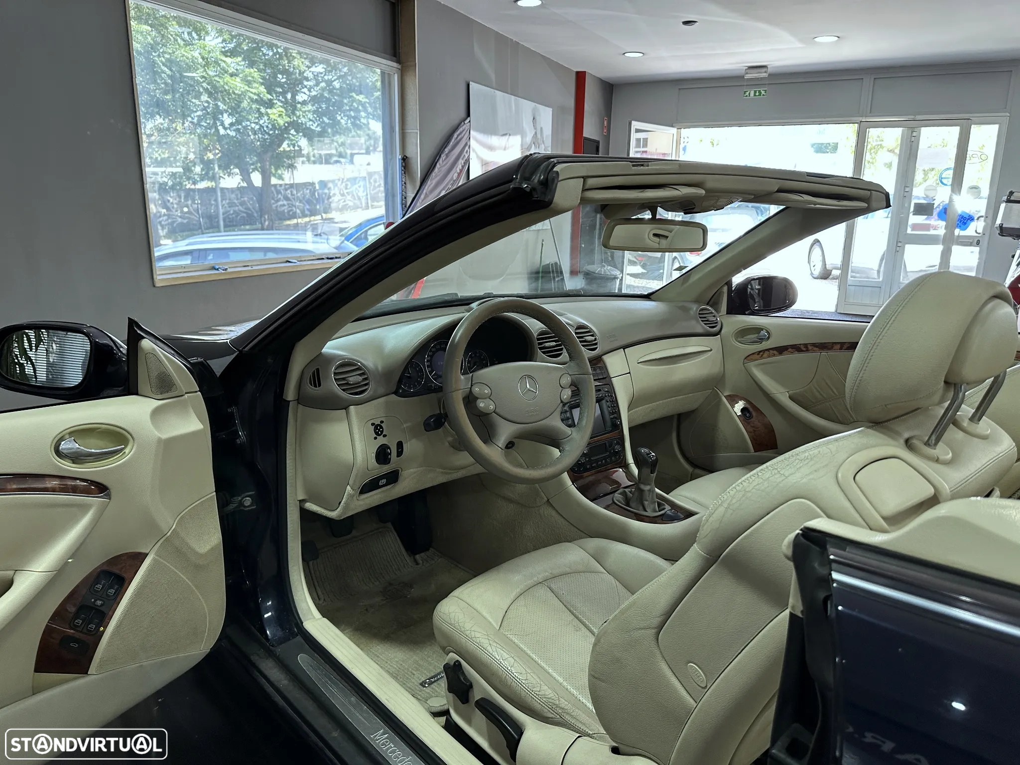 Mercedes-Benz CLK 200 K Elegance - 17