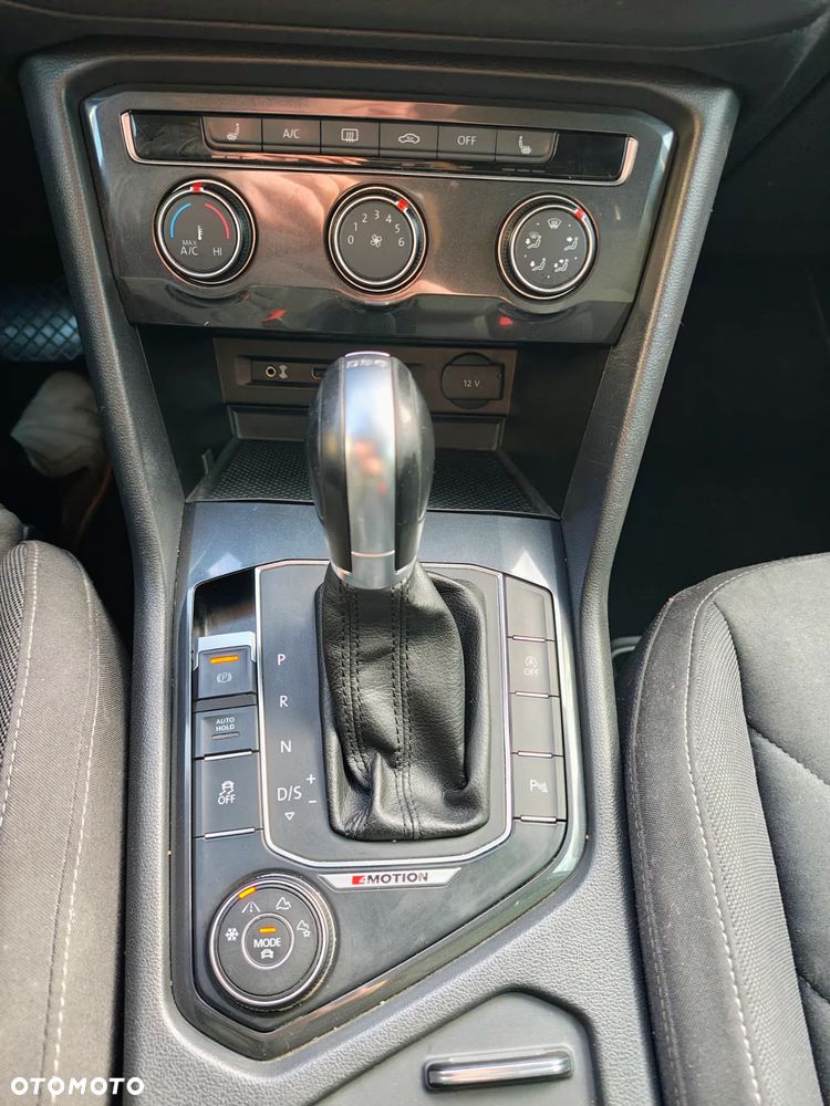 Volkswagen Tiguan 2.0 TDI SCR 4MOTION BlueMotion Technology DSG Sport & Style - 13