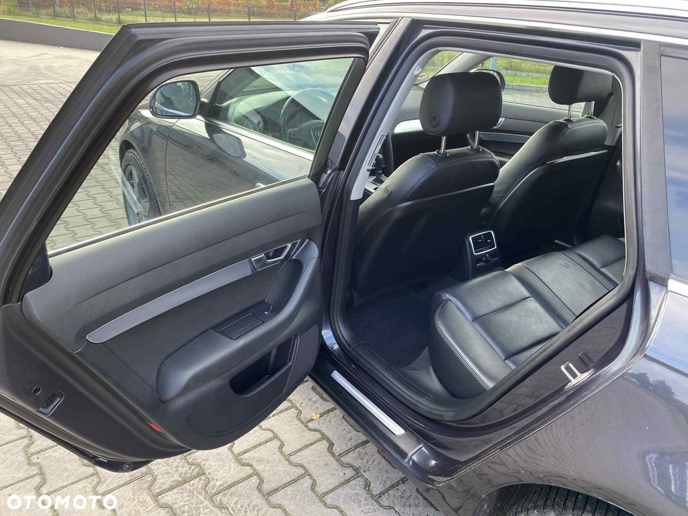 Audi A6 Avant - 13