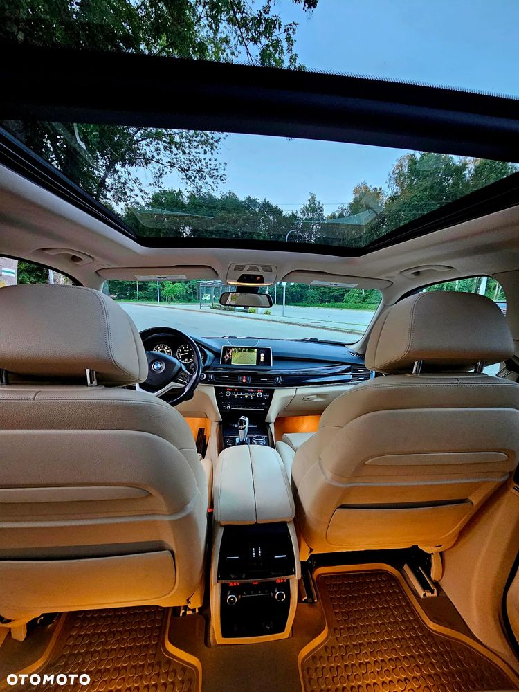 BMW X5 xDrive35i - 7