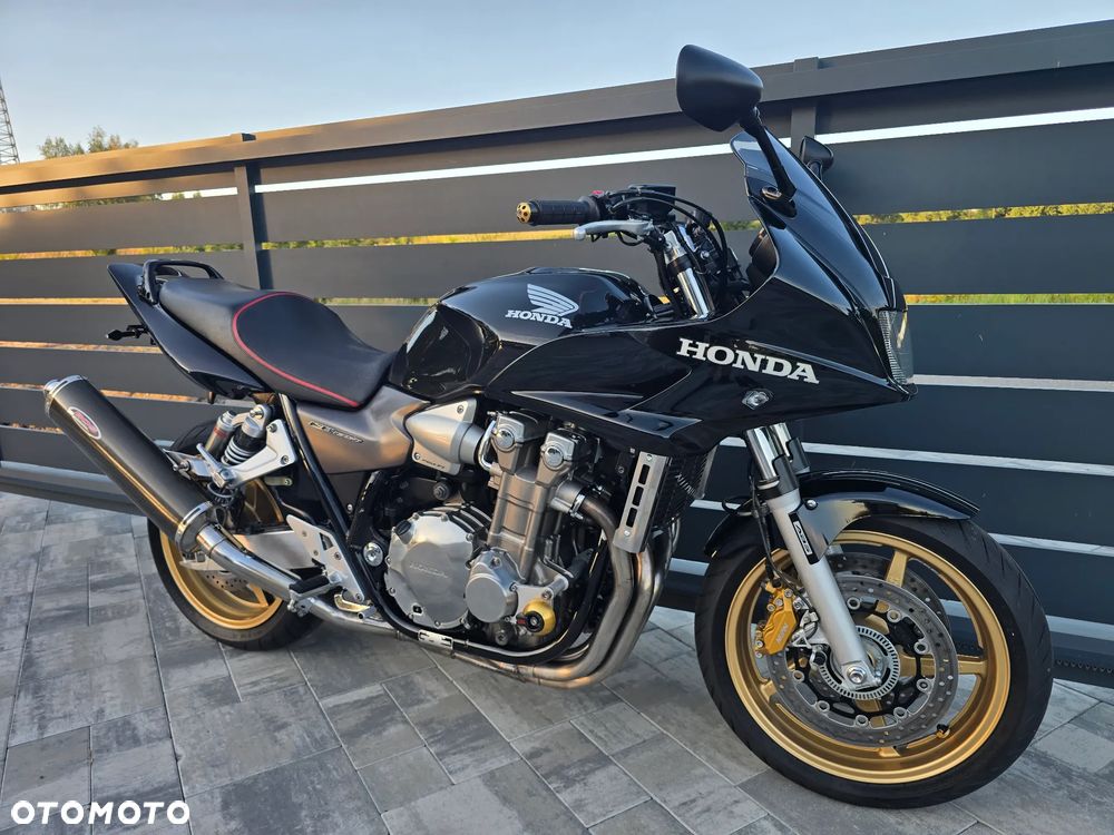 Honda CB - 2