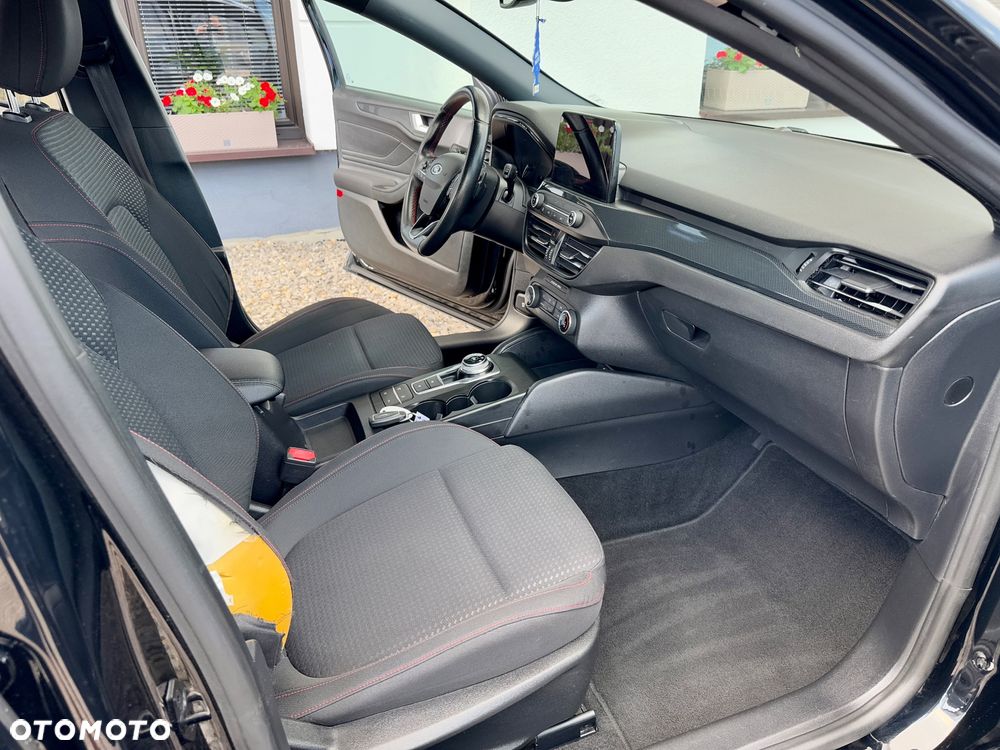 Ford Focus - 13