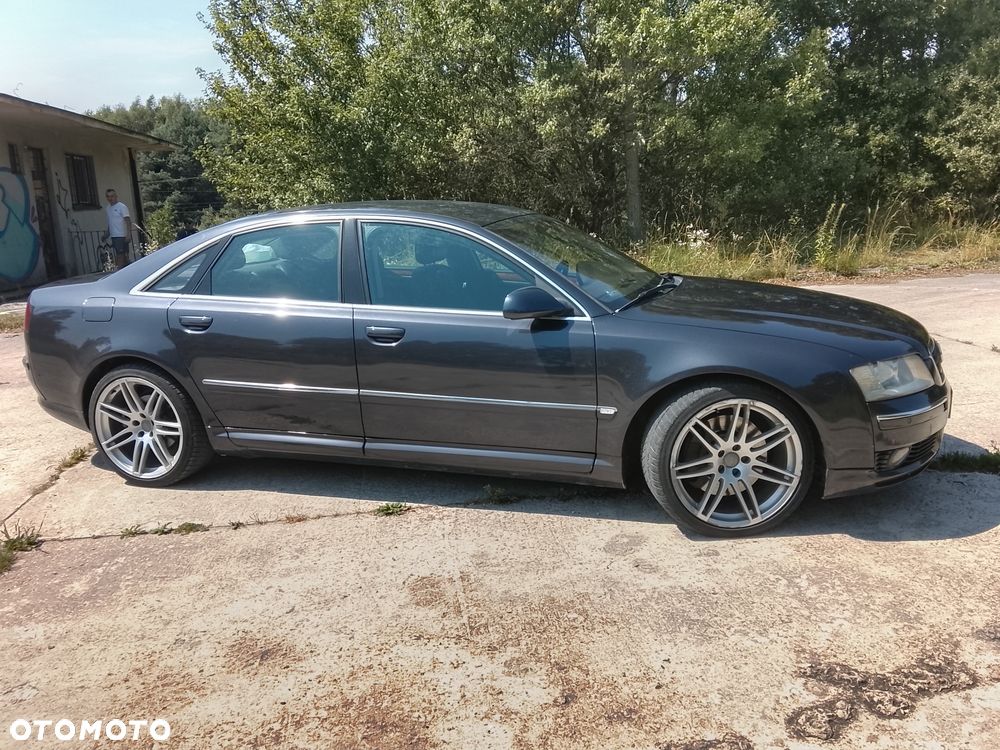 Audi A8 - 5