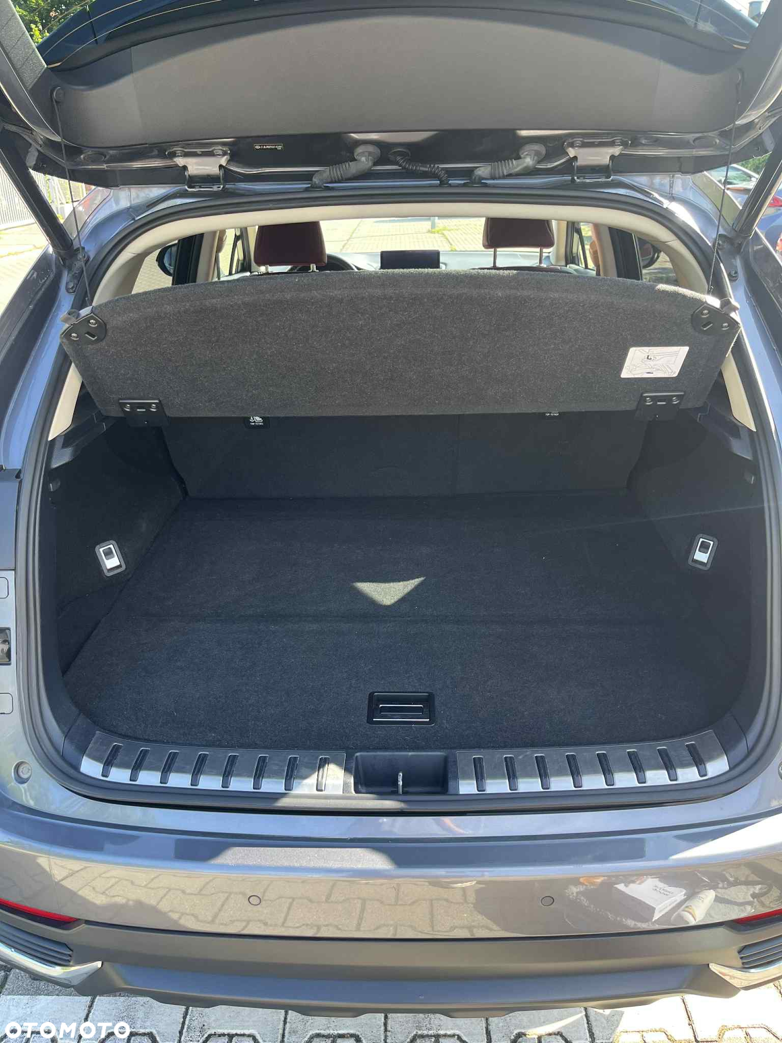 Lexus NX 300h F Impression AWD - 12