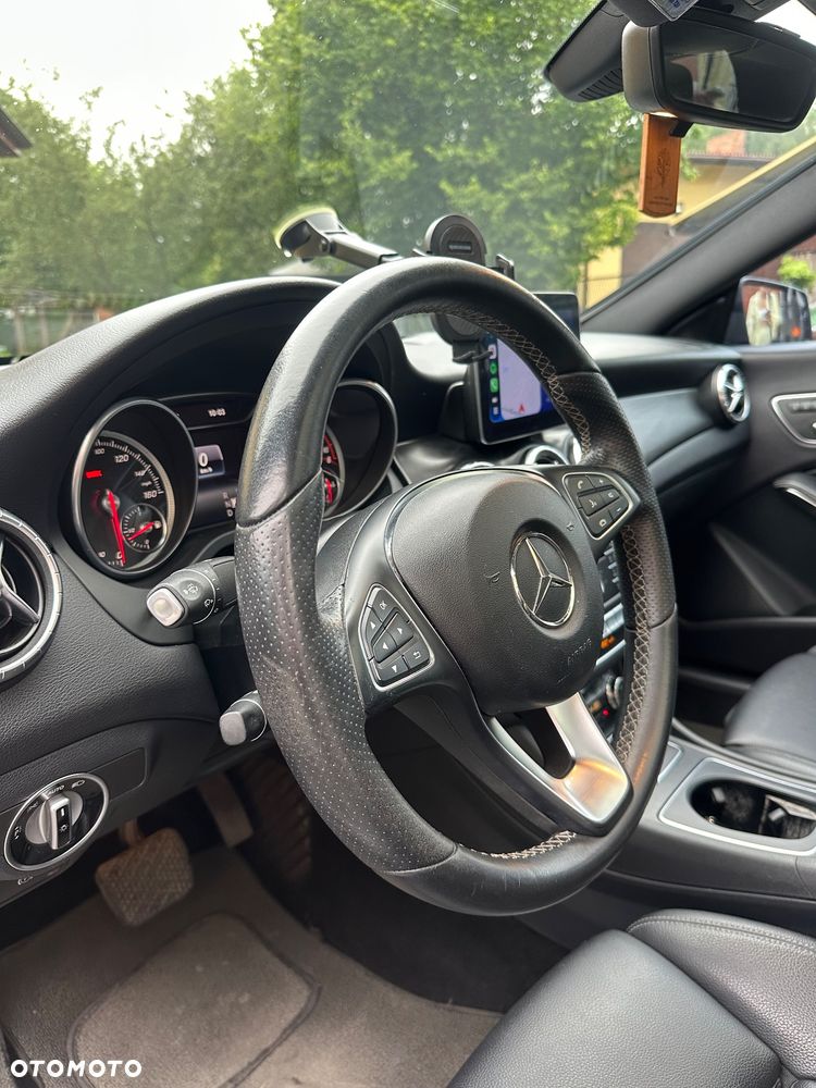 Mercedes-Benz CLA 250 7G-DCT - 9