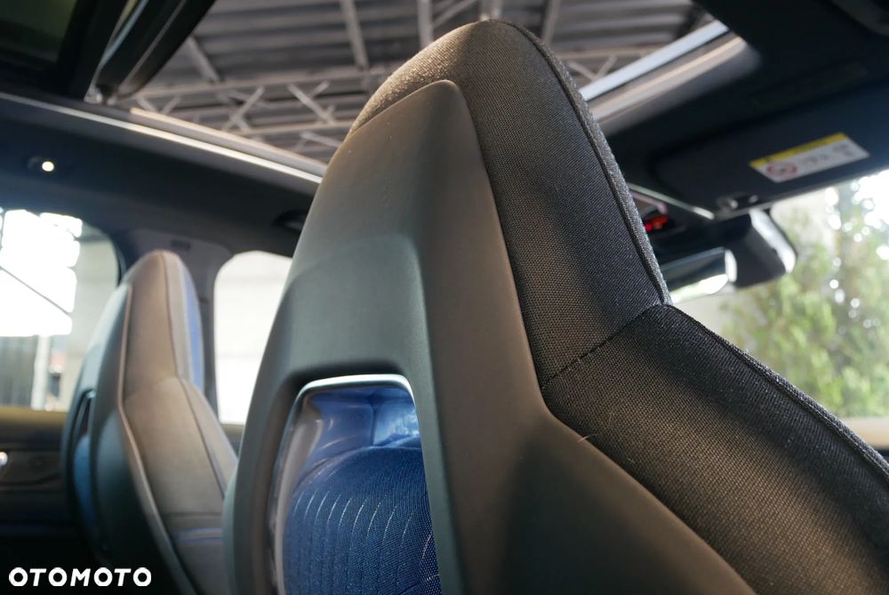 Lynk & Co 01 - 25