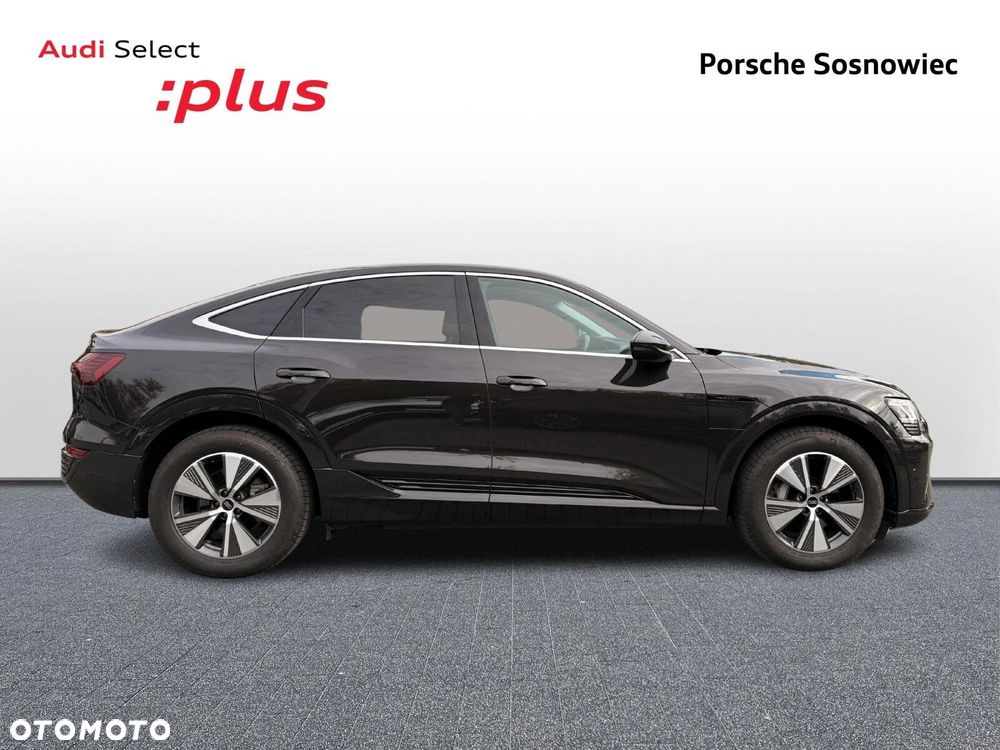 Audi Q8 Sportback e-tron - 6
