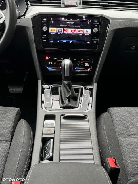 Volkswagen Passat 1.5 TSI EVO Business DSG - 16