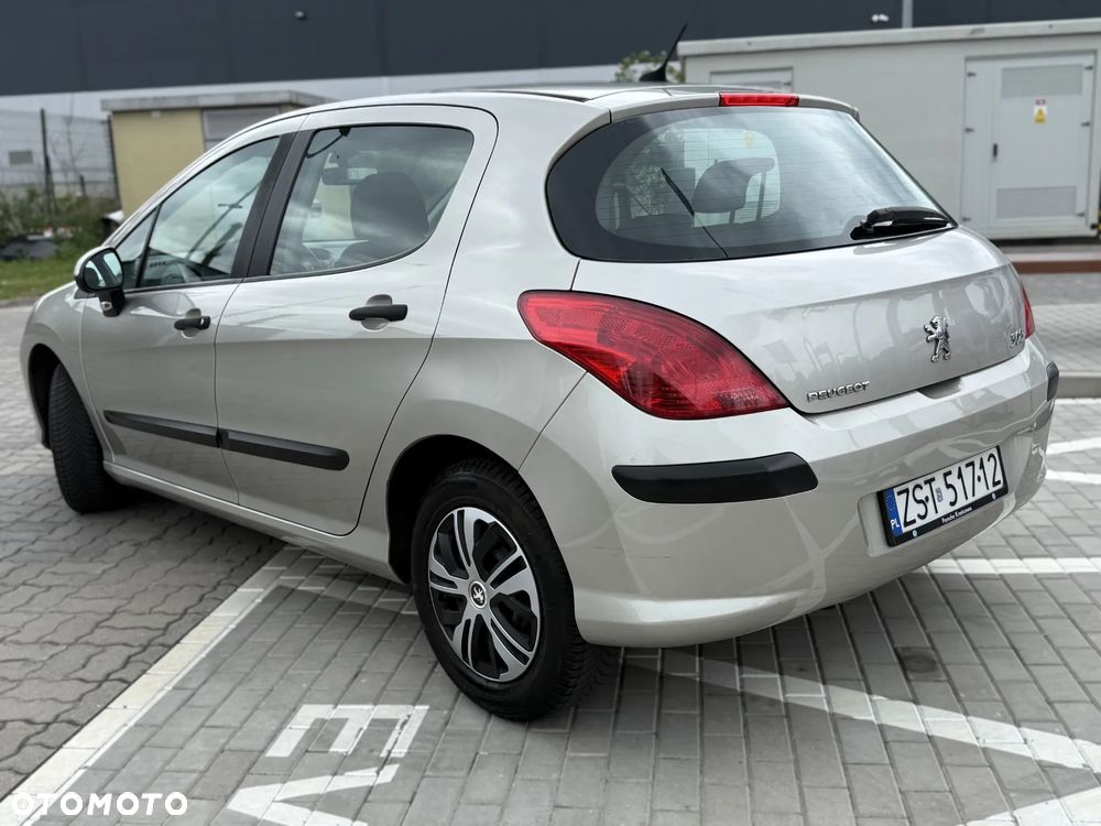 Peugeot 308 - 4
