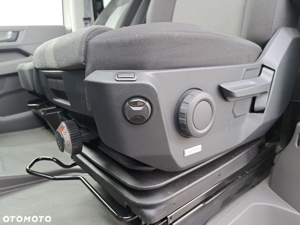 Volkswagen Crafter LIFT zabudowa brygadowa 8 miejsc - 27