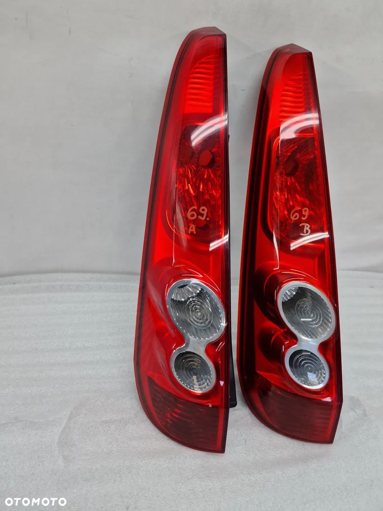 FORD FIESSTA MK6 LIFT 05-08 LEWA LAMPA TYLNA TYLNIA TYŁ , NR 6S61-13A603-AG / 6S61-13405-A , NR AUKCJI LMT69 - 2