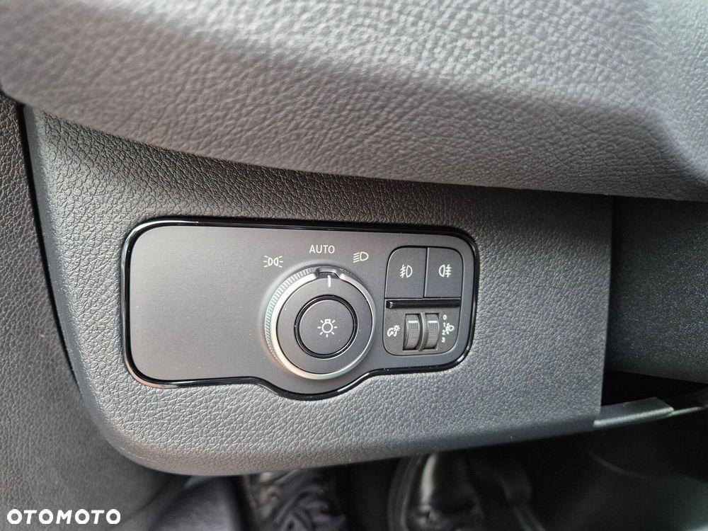 Mercedes-Benz Sprinter Sprinter - 11