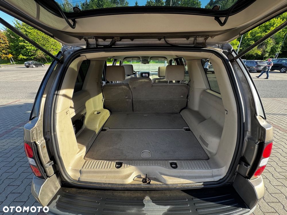 Ford Explorer 4.0 AWD - 11