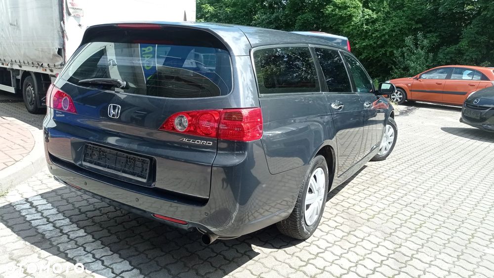 Honda Accord 2.0 i Comfort - 20