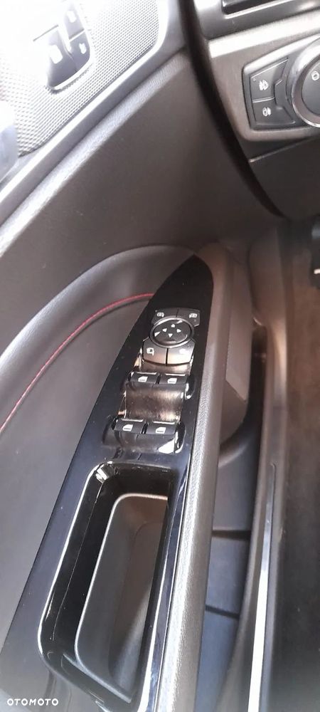 Ford Mondeo 2.0 TDCi Titanium PowerShift - 19