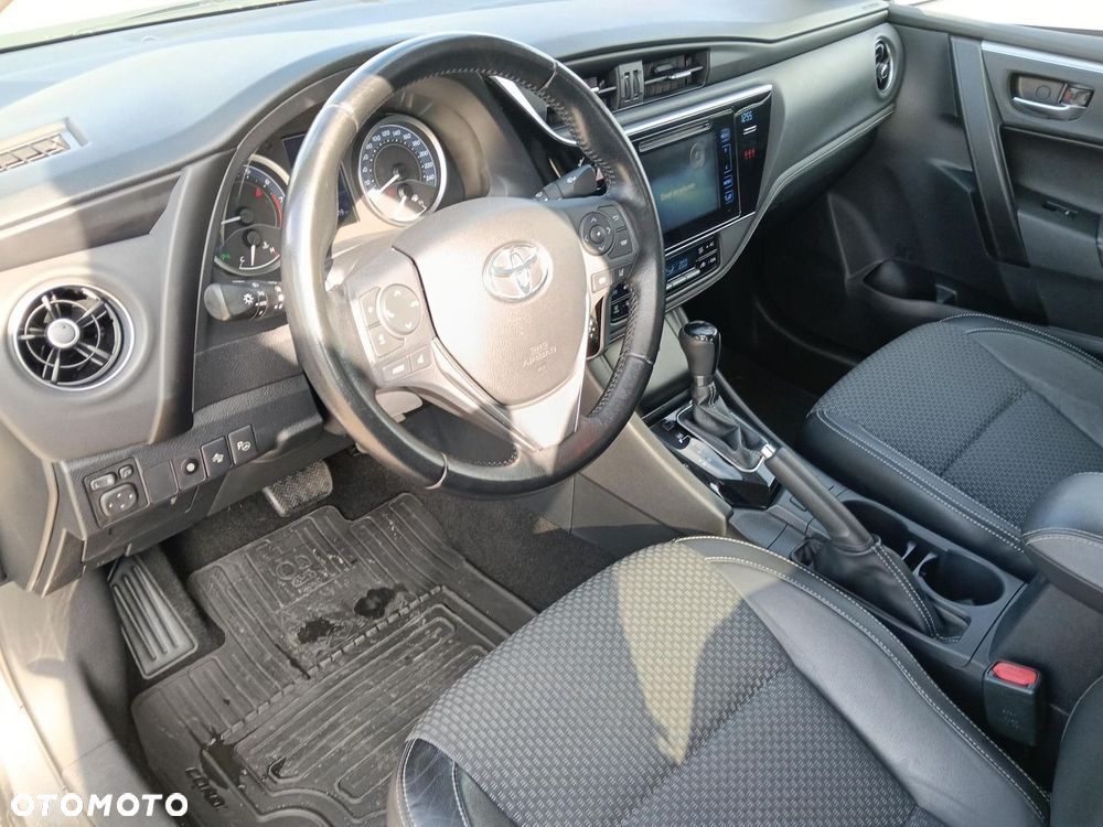 Toyota Corolla 1.6 Prestige MS EU6 - 15