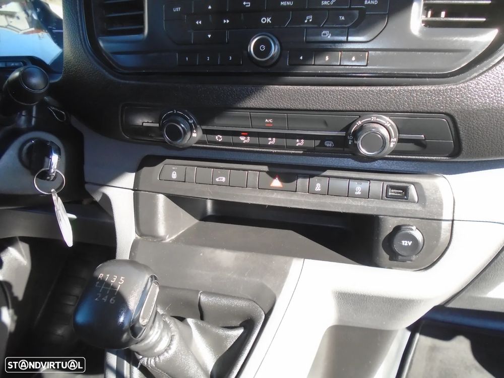 Peugeot Expert--48787 KM--LONGA 3 LUG- NACIONAL- IVA DEDUTIVEL - 19