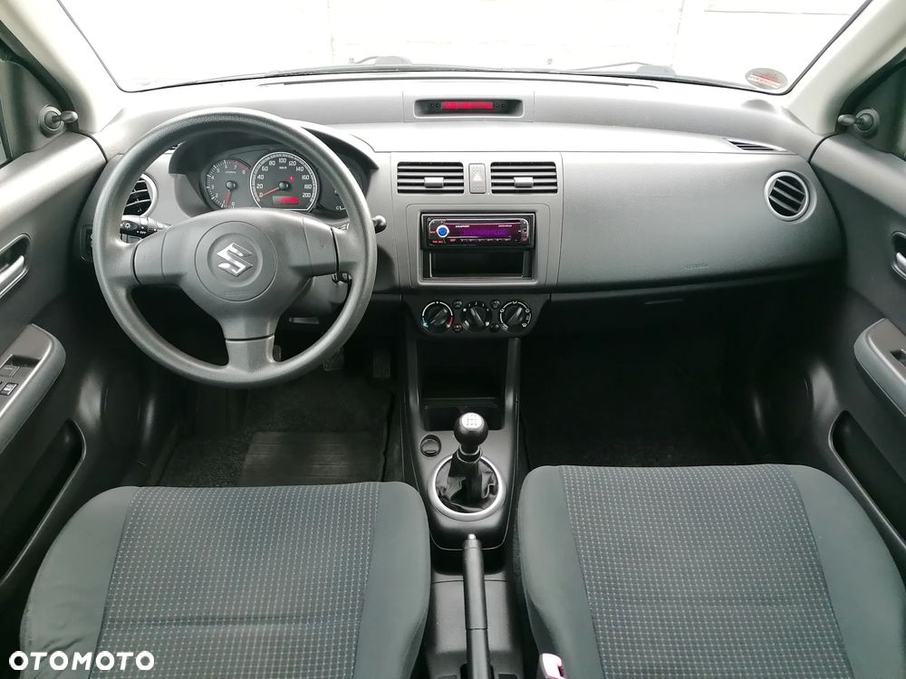 Suzuki Swift 1.3 Comfort - 12