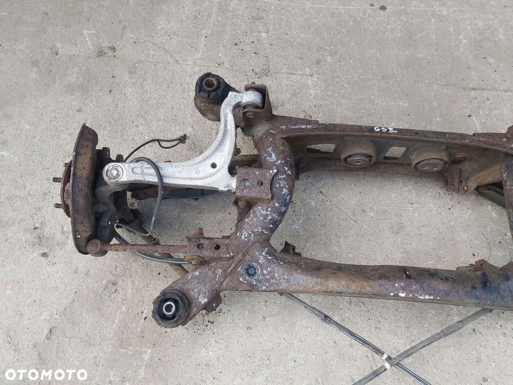 LEXUS GS II 300 400 97-04r Belka zawieszenia tył sanki wahacz zwrotnica 2JZ - 1