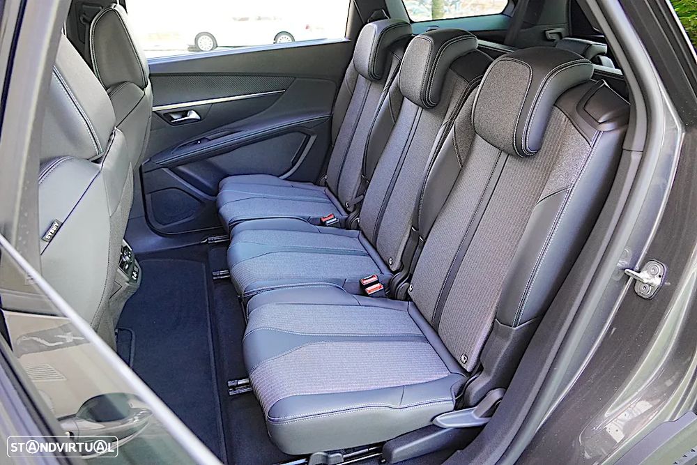 Peugeot 5008 1.5 BlueHDi Allure Pack EAT8 - 20