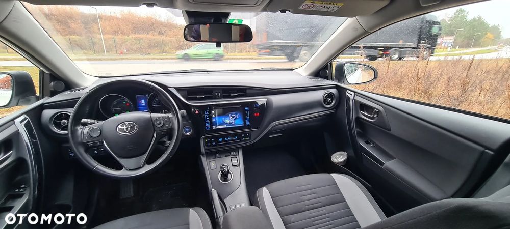 Toyota Auris - 3
