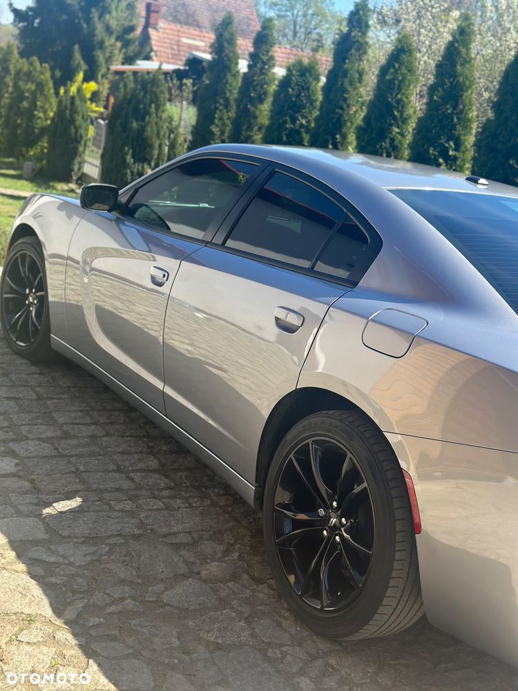 Dodge Charger ver-3-6-gt - 17