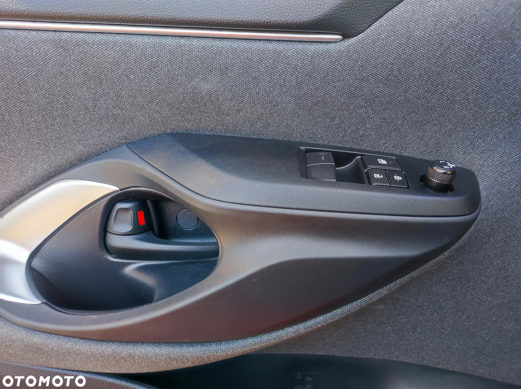 Toyota Yaris - 16