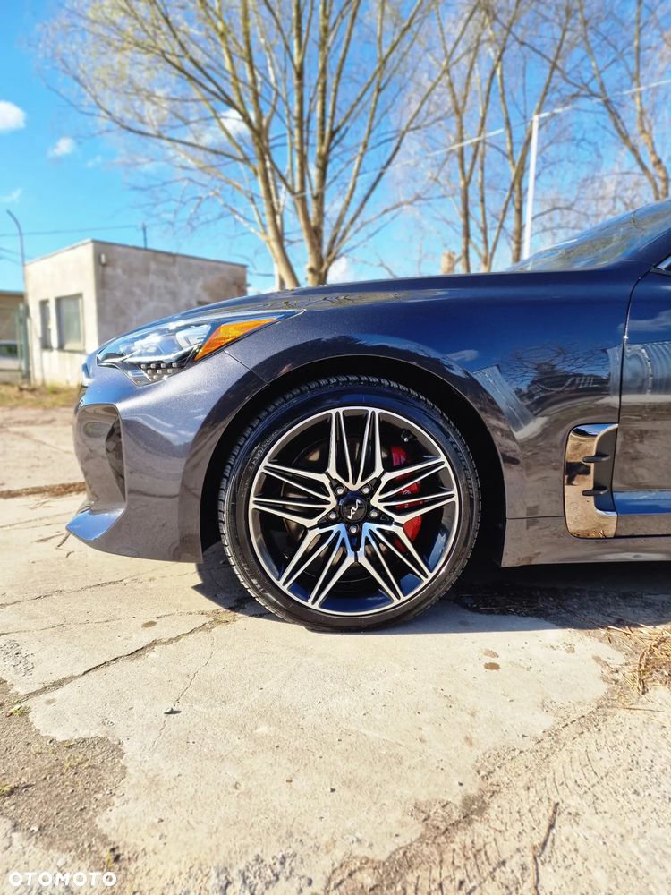 Kia Stinger 3.3 T-GDI AWD OPF GT - 10