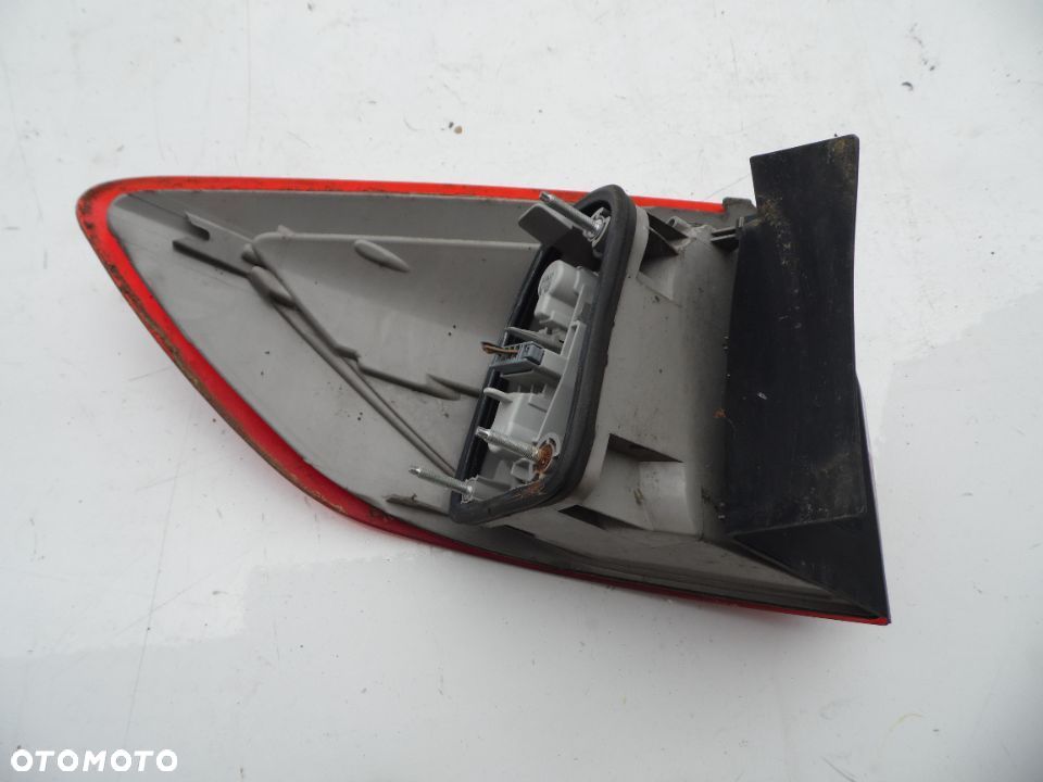 lampa prawa tył tylna w błotnik Ford Mondeo Mk4 kombi - 3