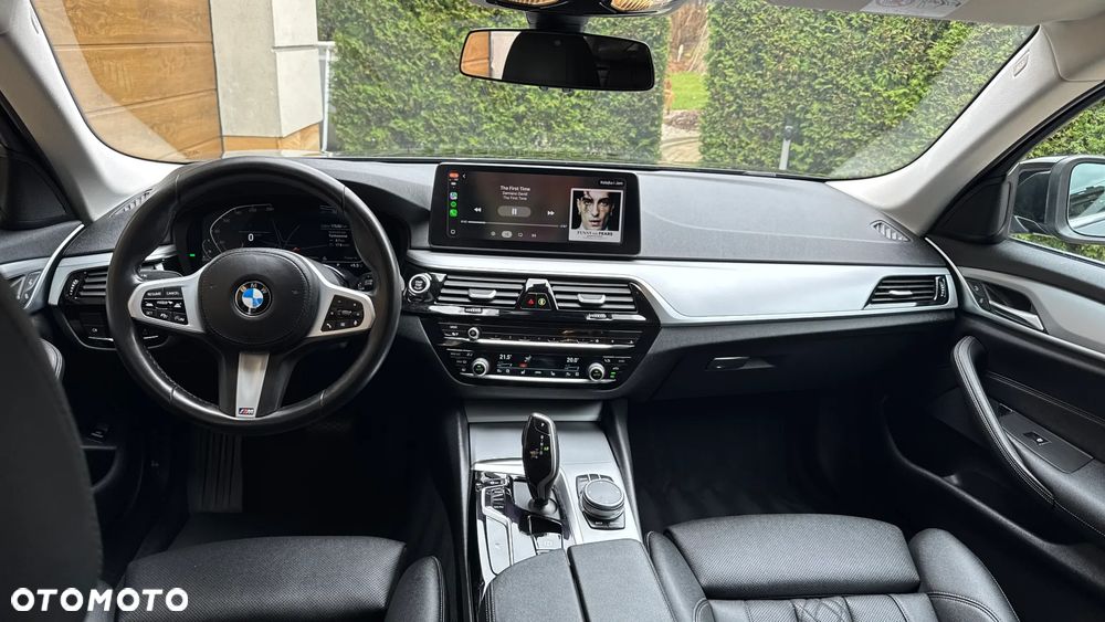 BMW Seria 5 520d Sport Line - 22