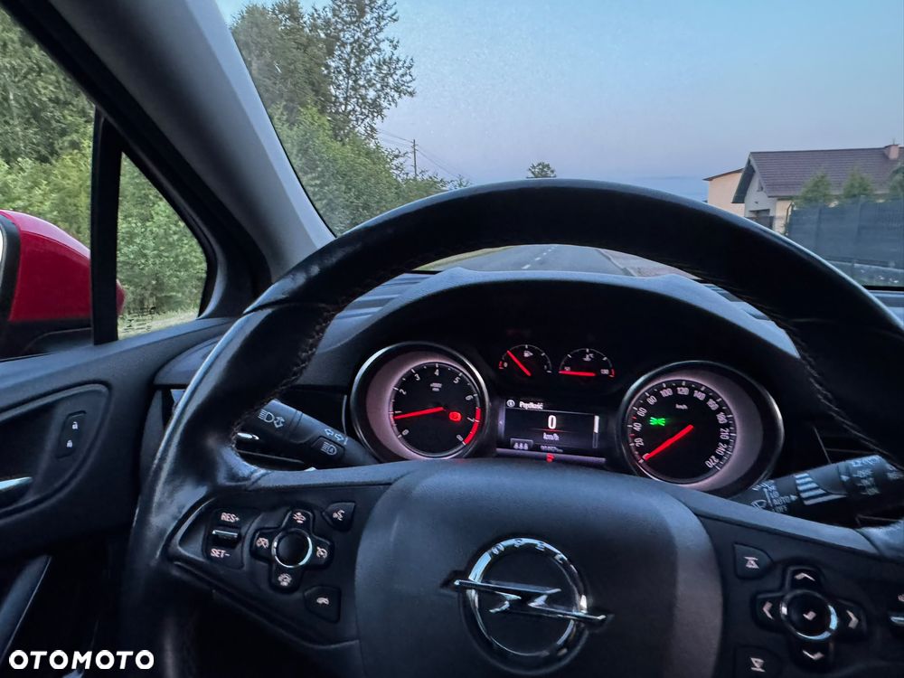 Opel Astra 1.4 T Elite - 9