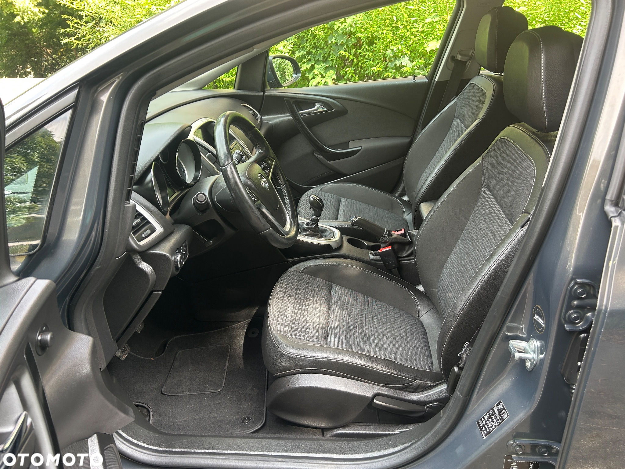 Opel Astra 1.6 Exklusiv - 23