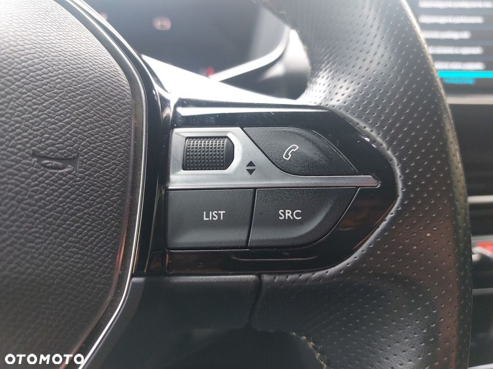 Peugeot 2008 - 17