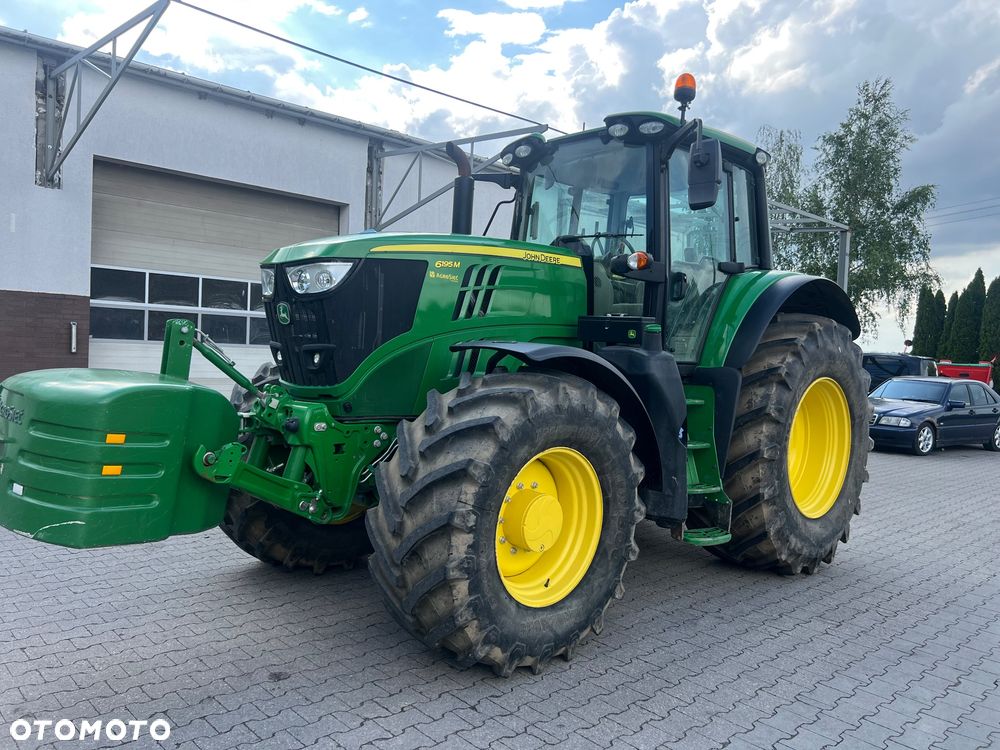 John Deere 6195M - 2