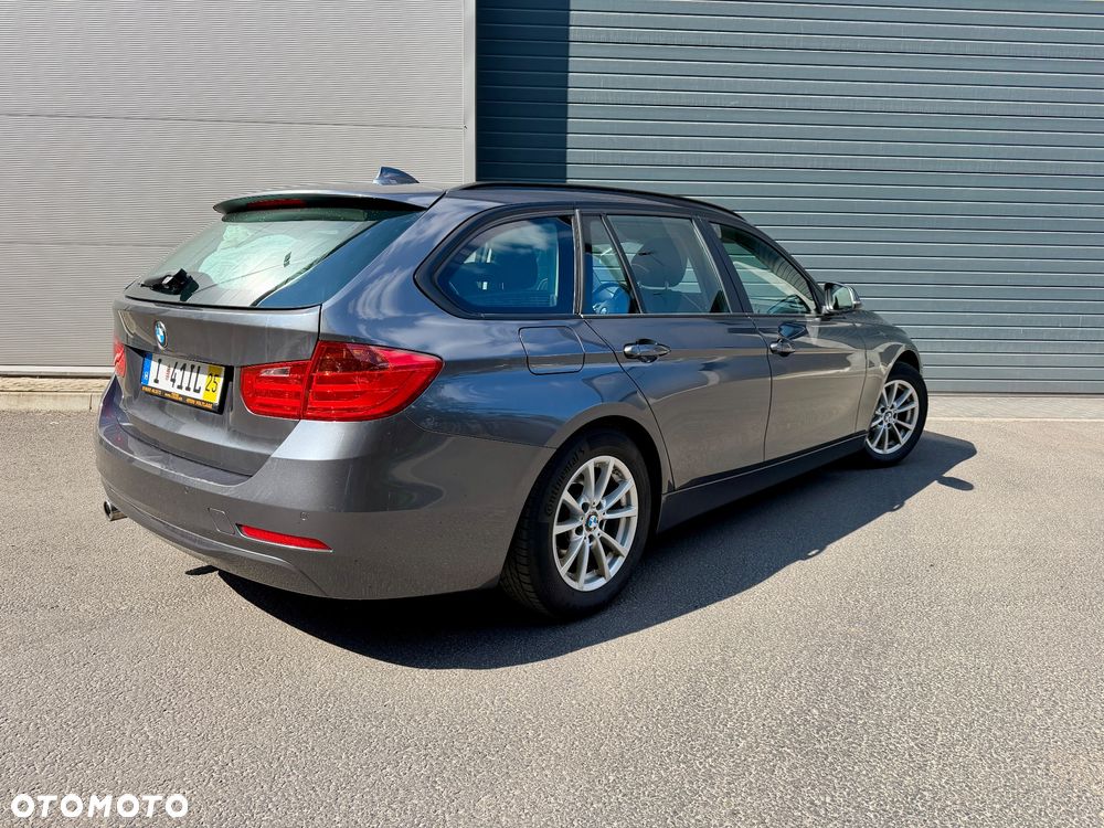 BMW Seria 3 316d Sport Line - 7