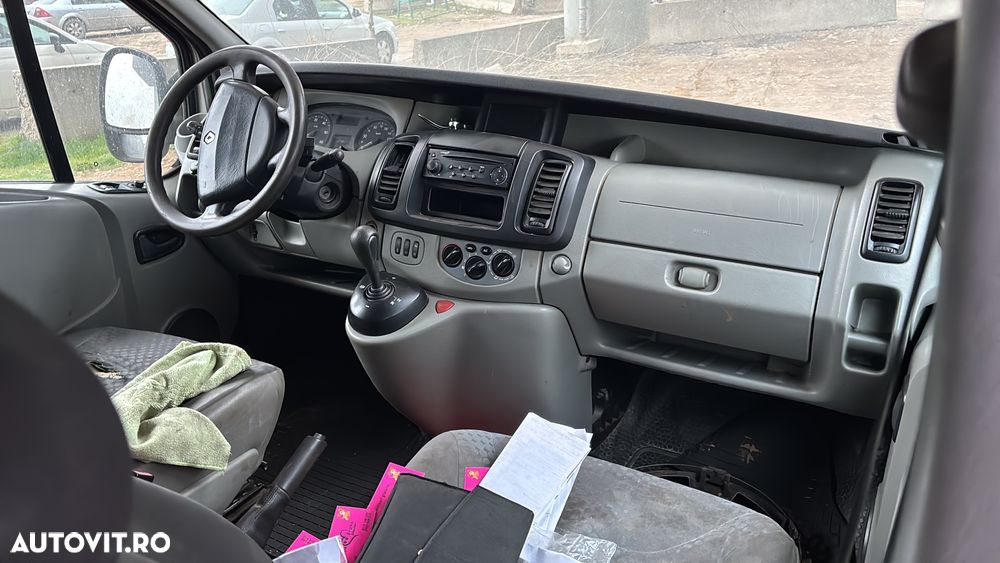 Renault TRAFIC - 6