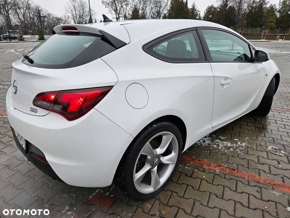 Opel Astra - 4