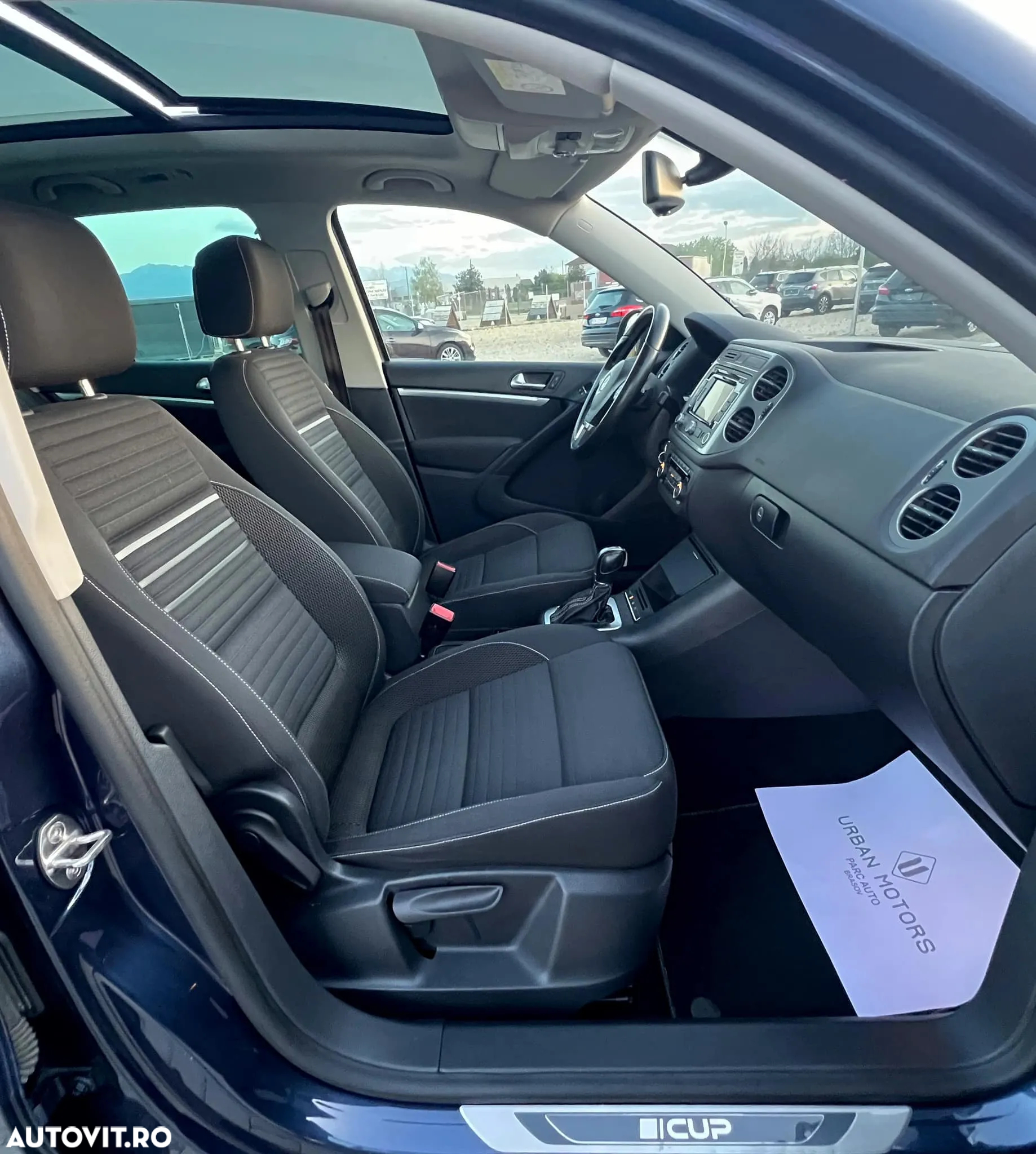 Volkswagen Tiguan 2.0 TDI DPF 4Motion BlueMotion Technology DSG Cup Sport & Style - 23