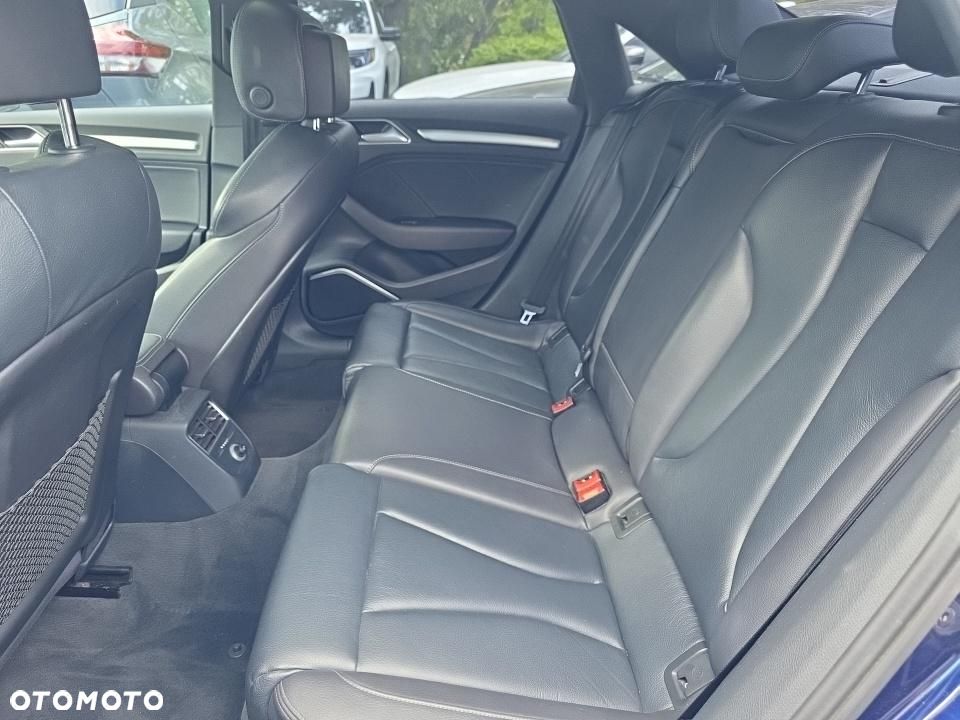 Audi S3 S tronic - 10