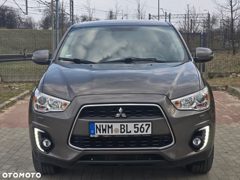 Mitsubishi ASX 1.8 DI-D 2WD Diamant Edition - 2