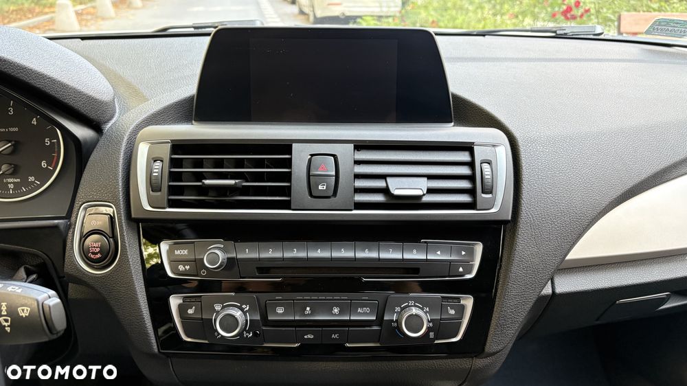 BMW Seria 1 118d - 18