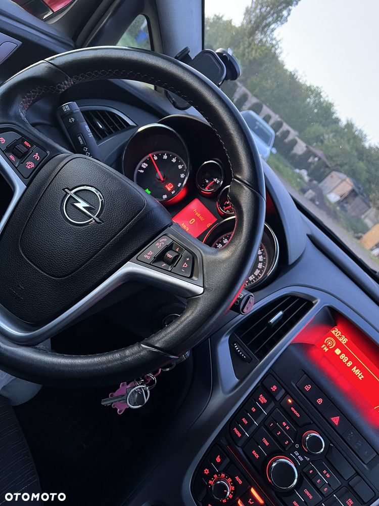 Opel Astra 1.4 Turbo ecoFLEX Start/Stop - 11