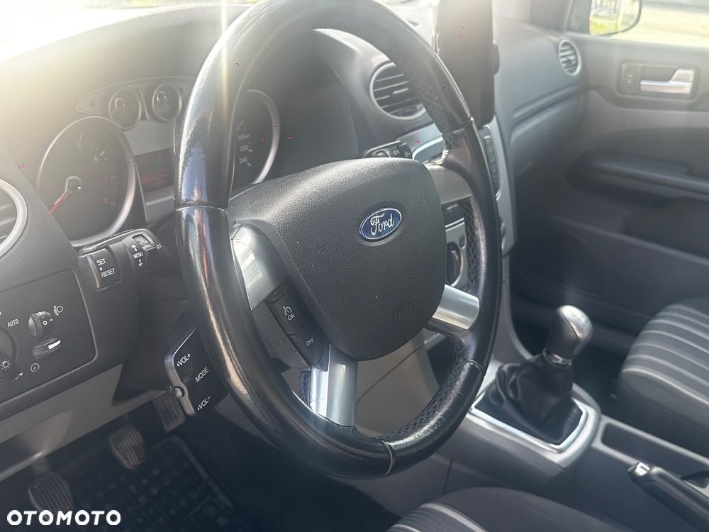 Ford Focus - 7